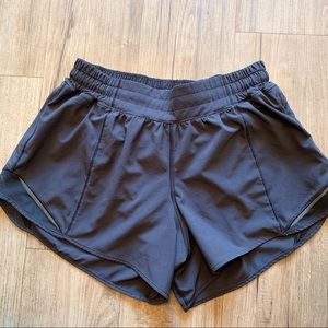 Lululemon Hotty Hot Short